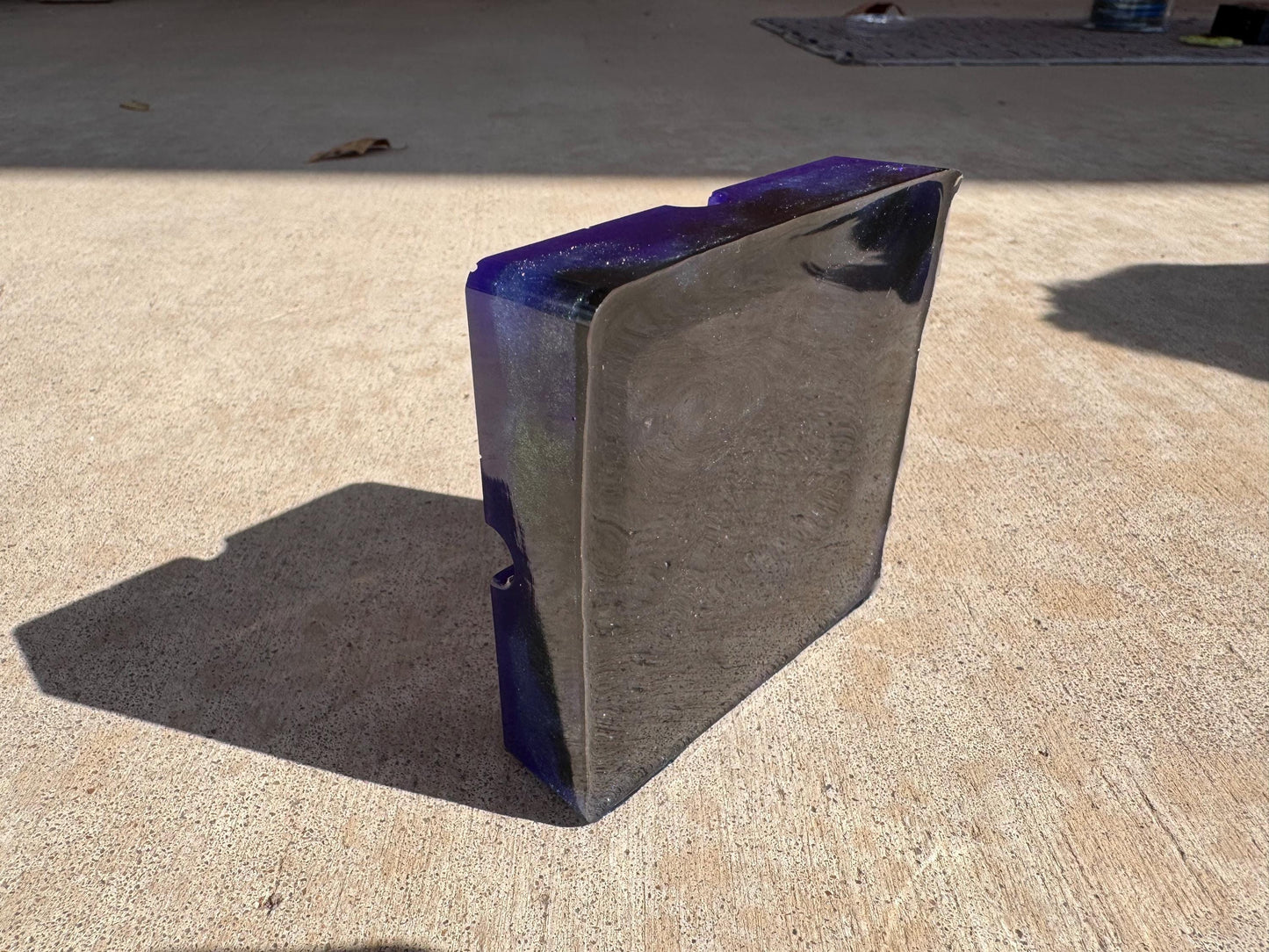 Color Changing Purple Pink Blue Epoxy Resin Ashtray Dish