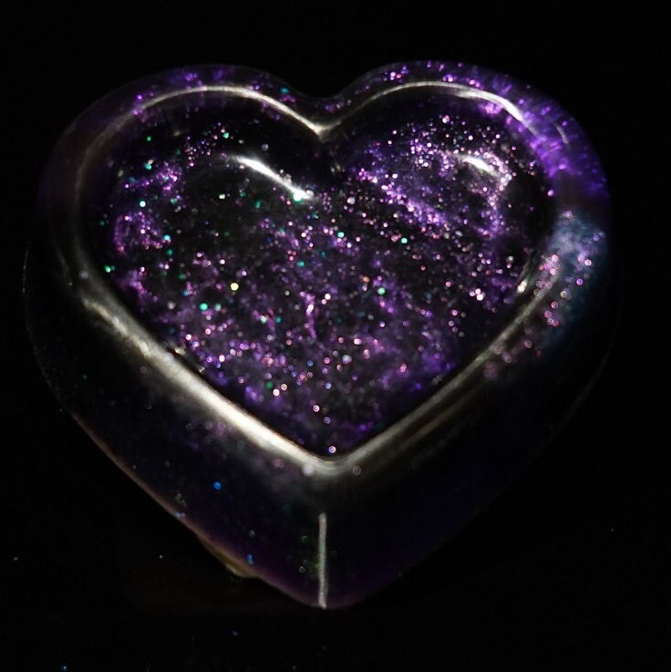 Heart Dish Epoxy Resin Charm Keychain Pocket Fidget Black Purple Blue Duochrome