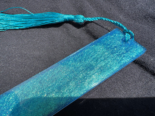 1.2 x 5.8 Color Shifting Blue to Teal Shimmering Chameleon Pigment Bookmark with Teal Tassel