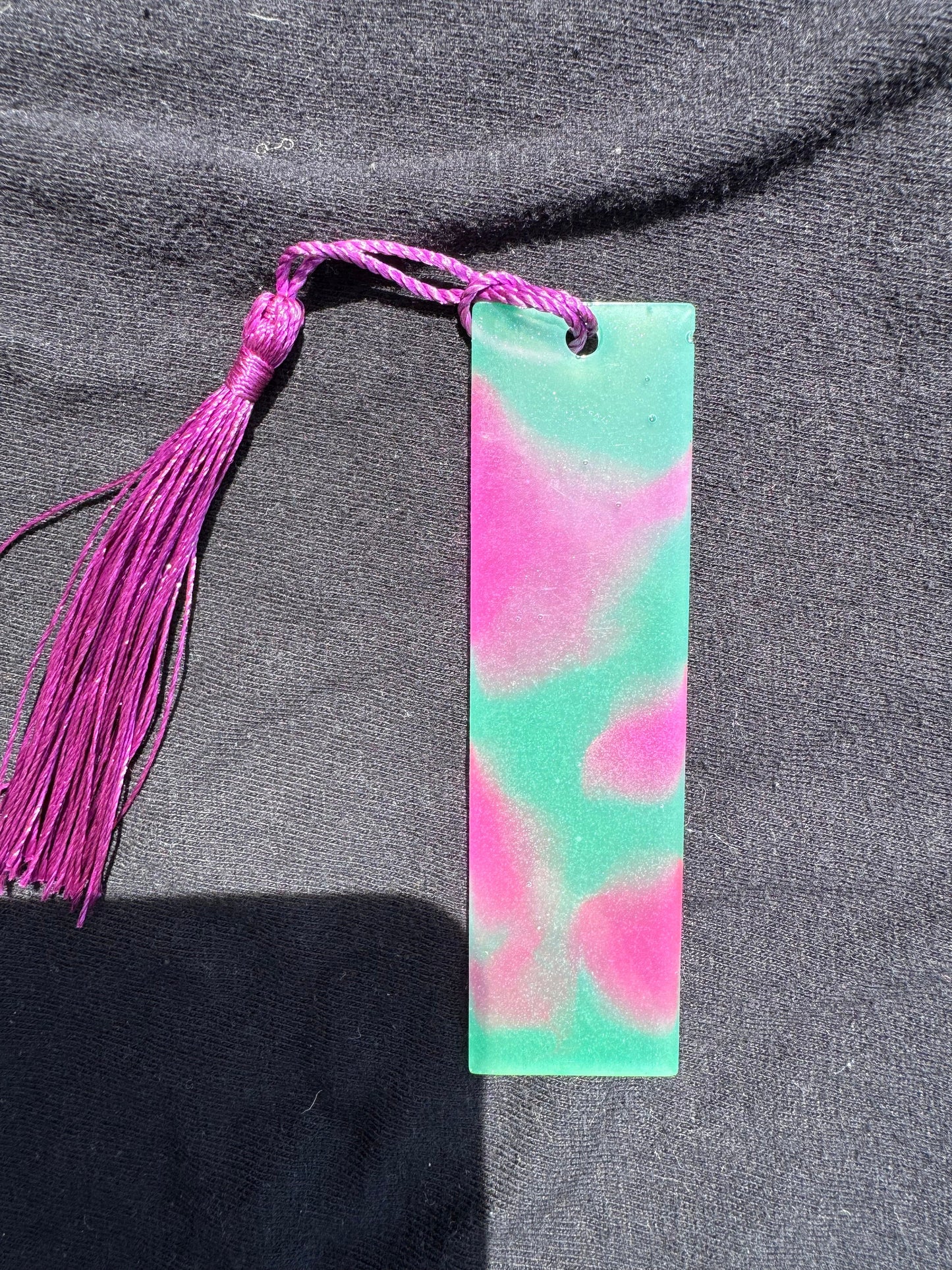 1.2 x 3.8 Heat Activated Color Changing Green to Lime Purple to Pink Bookmark with Fuchsia Tassel