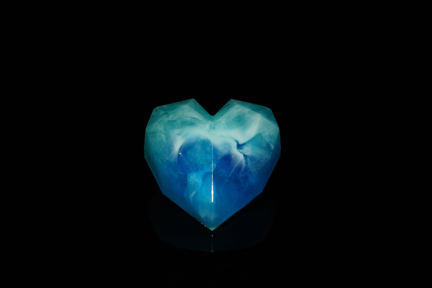 Decorative Ocean Sapphire Teal White Waves Geometric Heart Small Epoxy Resin Cute Gift