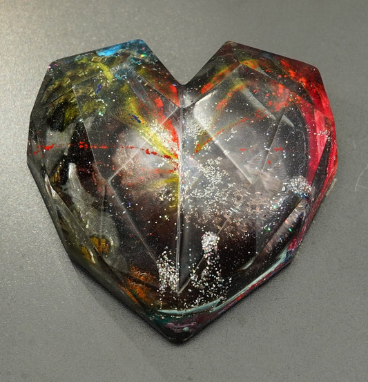 Decorative Holographic Red Yellow Blue Petri Dish Effect Geometric Heart Small Epoxy Resin