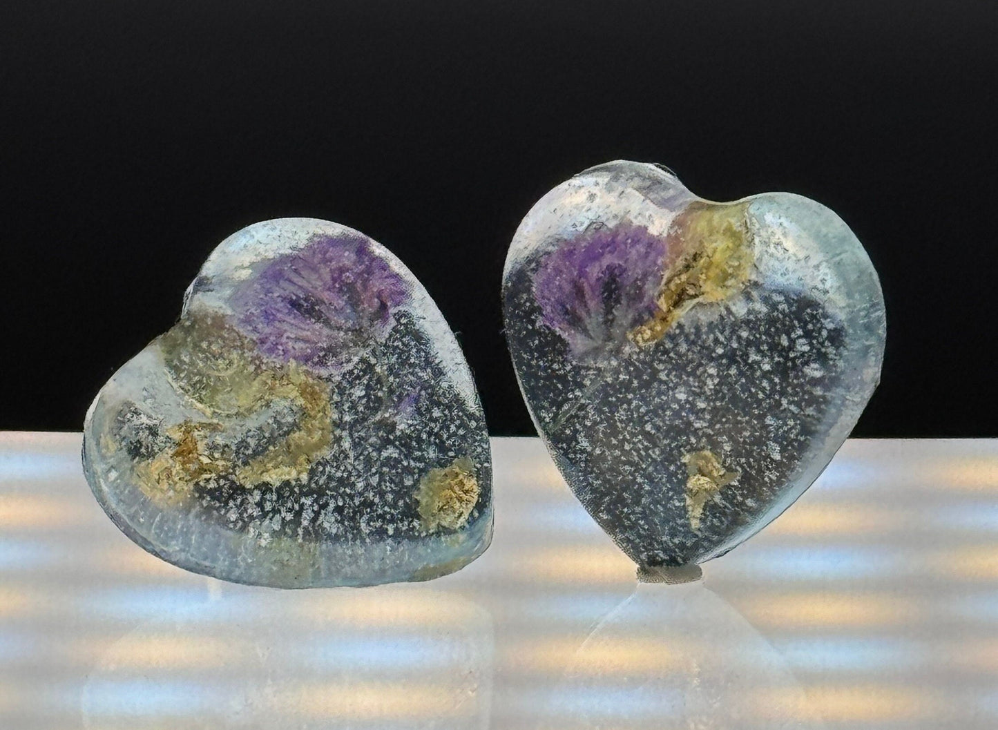 Small Clear Dried Purple Flower Gold Leaf Heart Stud Epoxy Resin Earrings with Gold Studs